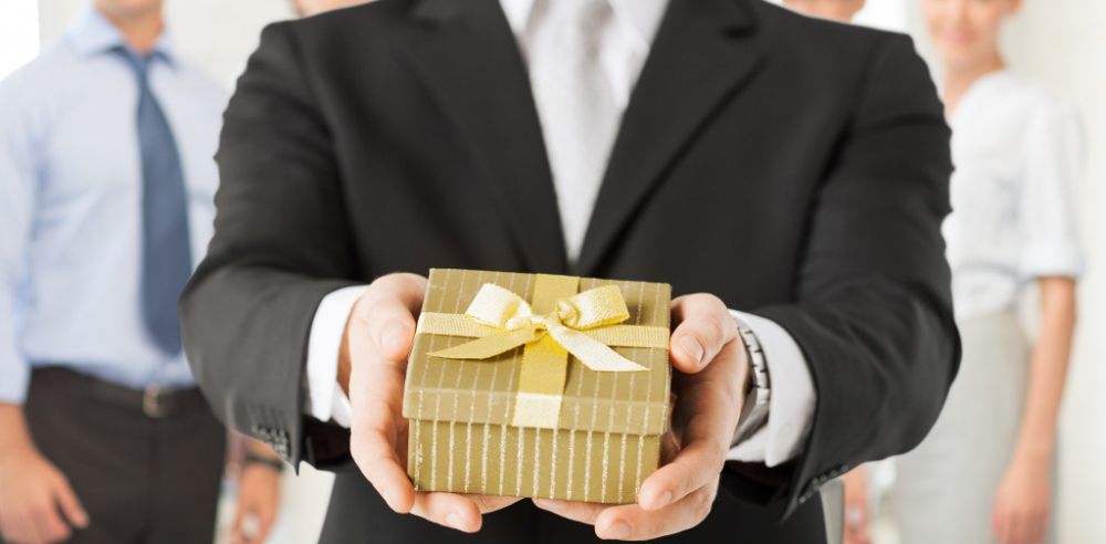 The Power of Corporate Gifting: Building Stronger Business Relationships